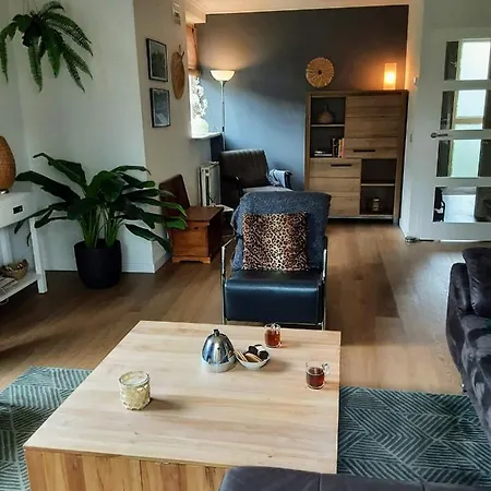 Rumah Senang Wellness Met Hottub En Tuin Ewijk