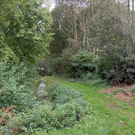 בית נופש Rumah Senang Wellness Met Hottub En Tuin Ewijk
