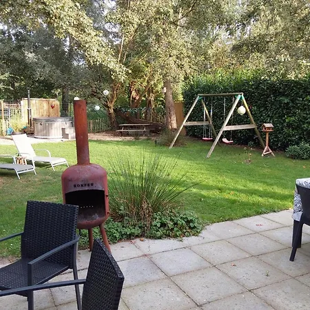 Rumah Senang Wellness Met Hottub En Tuin Holiday home
