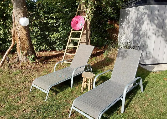 Rumah Senang Wellness Met Hottub En Tuin *