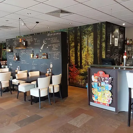 Nyaraló Rumah Senang Wellness Met Hottub En Tuin *