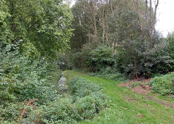 Сasa de vacaciones Rumah Senang Wellness Met Hottub En Tuin Ewijk