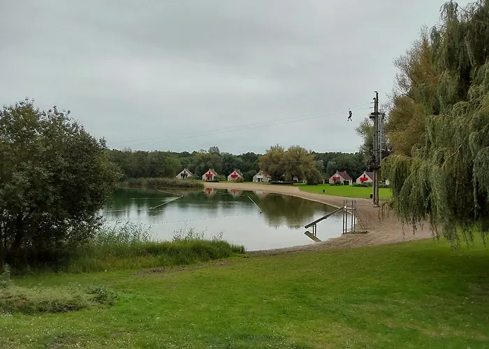 Rumah Senang Wellness Met Hottub En Tuin